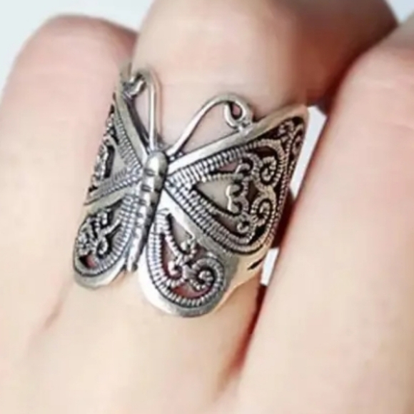 Silvertone Butterfly Ring - Picture 3 of 5